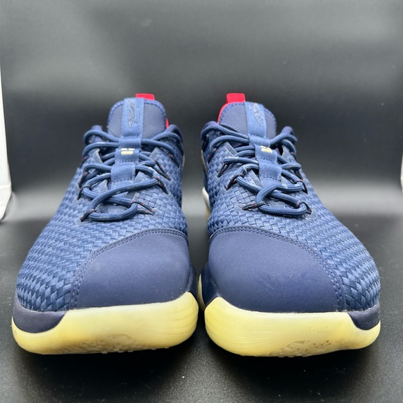 Nike LeBron 14 Low “Midnight Navy/Metallic Gold” - Picture 6 of 6